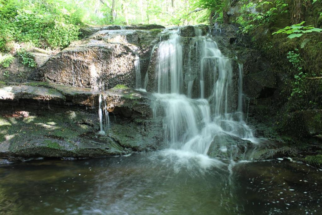 Upper Ballaird Bothy room 3